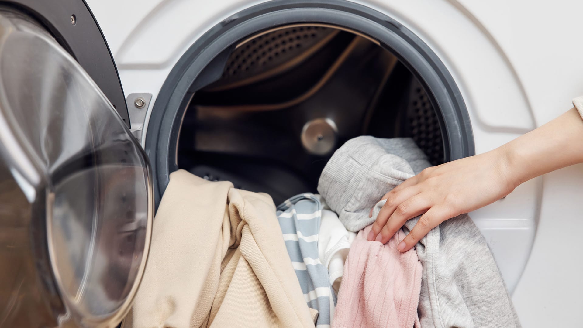 Why Does My Dryer Vent Smell Bad? Cleaning Tips to Eliminate Odors