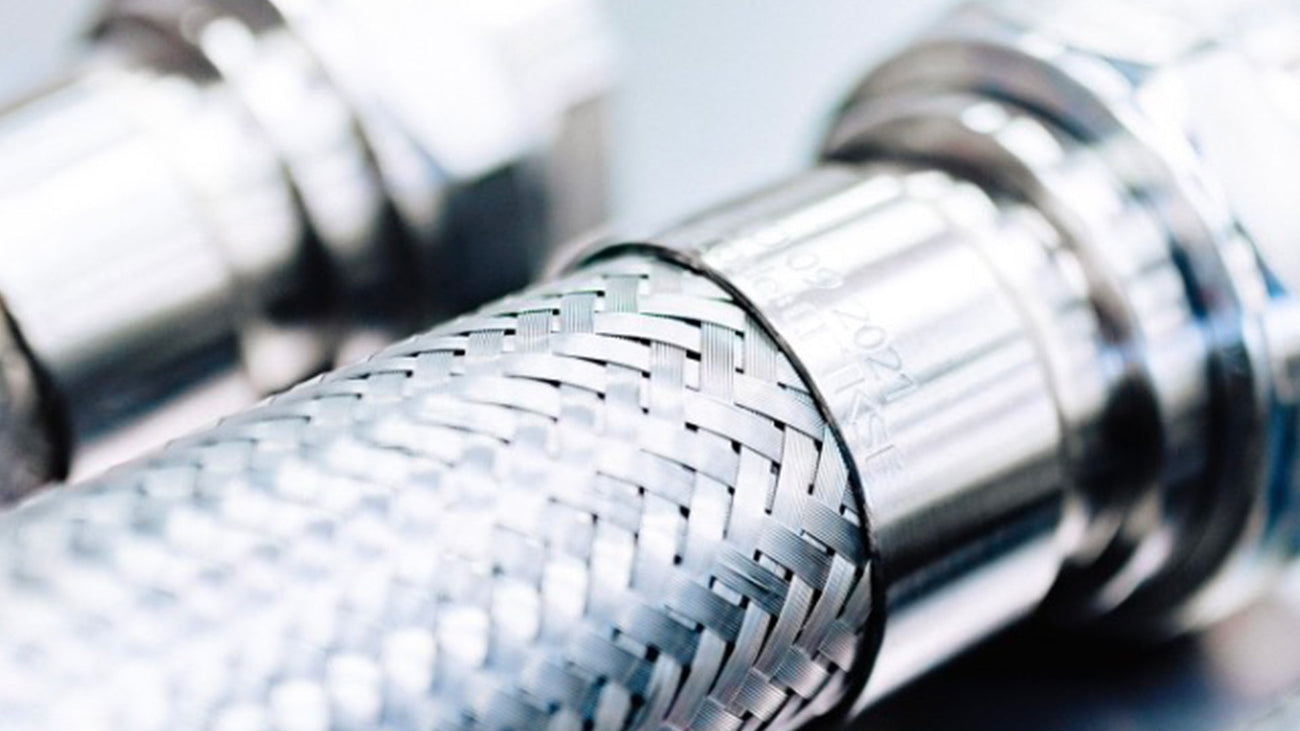 Why PTFE Hoses are Preferred for Chemical Handling?