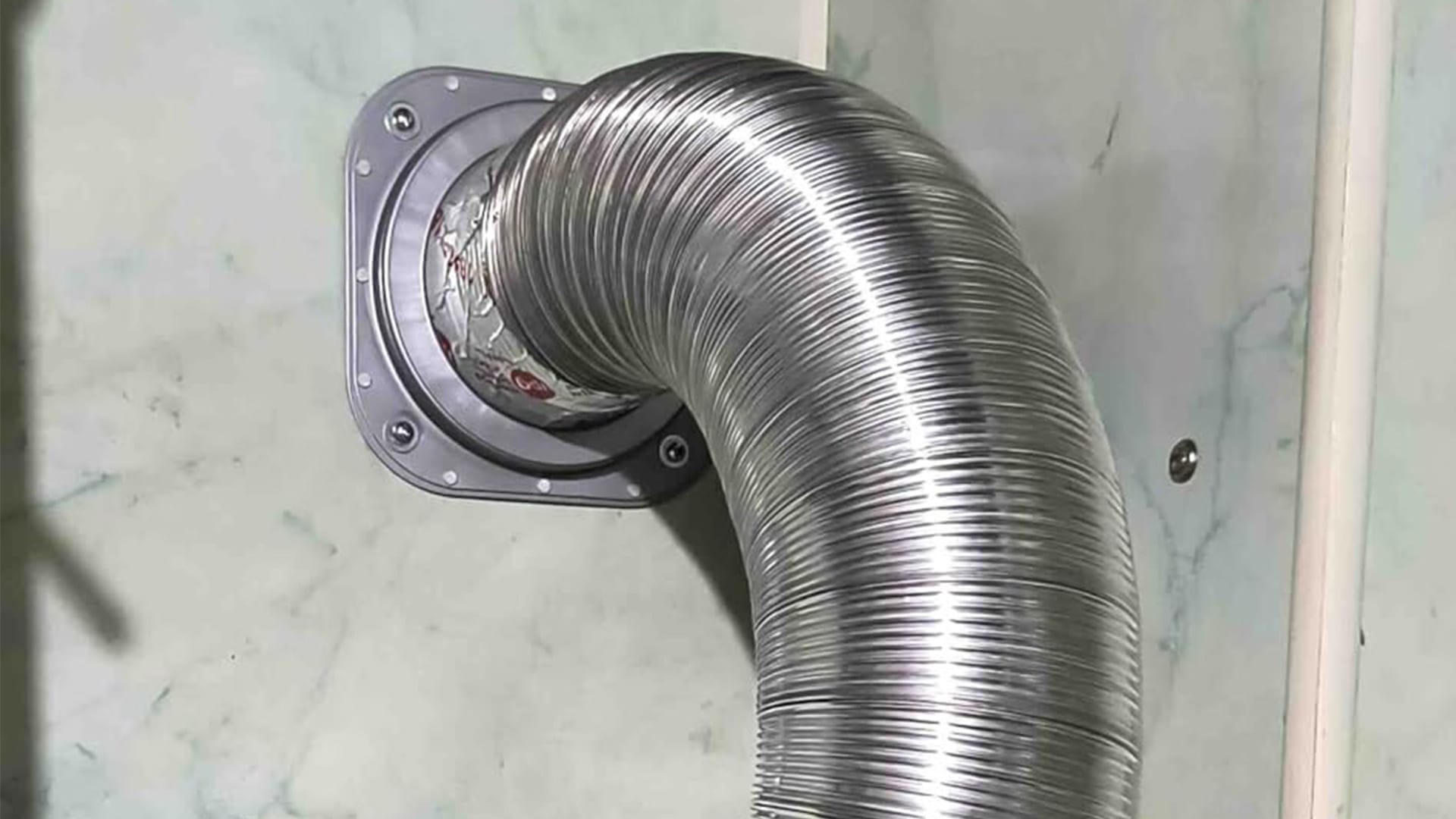 Magnetic Dryer Vent Connector: Easy & Safe Upgrade